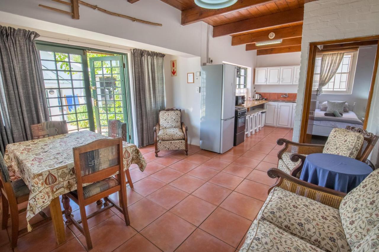 Koo Karoo Guest Lodge And Self Catering Montagu Eksteriør billede